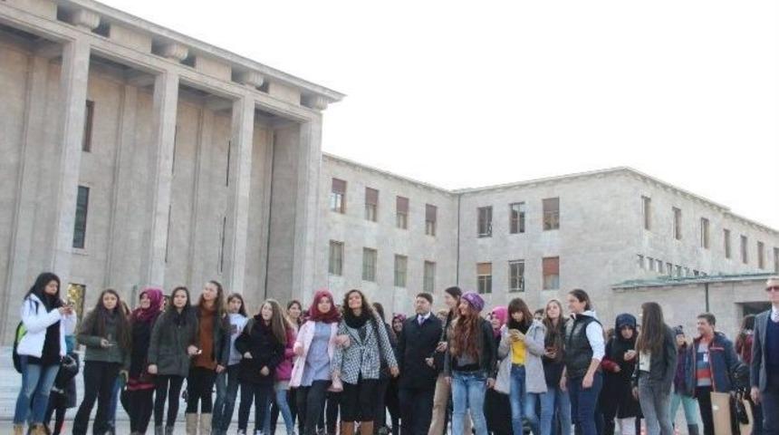 &Ouml;ğrenciler Tbmm&rsquo;yi Gezdi