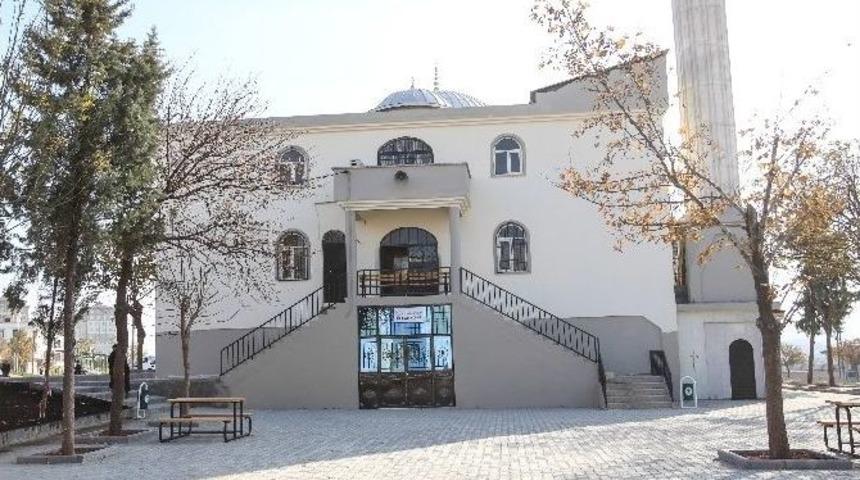 Şirinevler Camisi Yeni Haliyle Hizmete Sunuldu