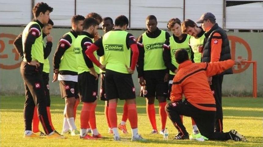 Adanaspor&rsquo;da Moraller Yerinde