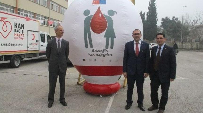 Geleceğin Kan Bağış&ccedil;ılarının Kazanımı Projesi