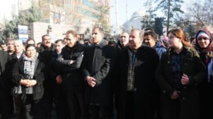 Hdp Ve Dbp’den Sokağa Çıkma Yasağına Tepki