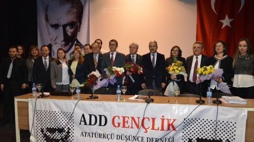 Mahmut Esat Bozkurt Kuşadası&rsquo;nda Anıldı