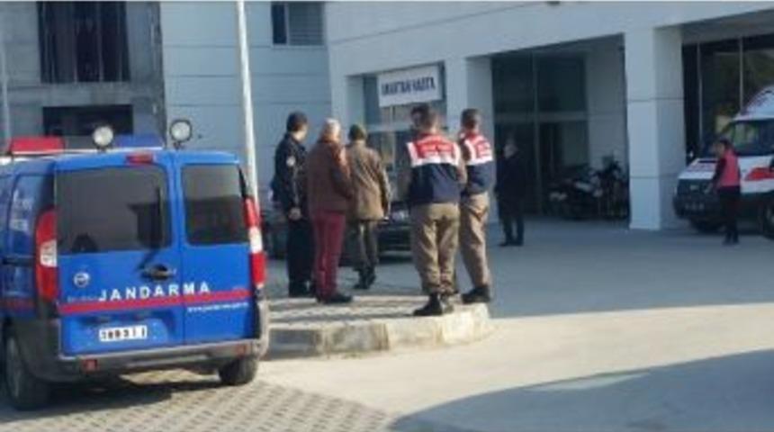 Kuşadası K&ouml;rfezi&rsquo;nde Ka&ccedil;ak G&ouml;&ccedil;men Teknesi Battı: 3&rsquo;&uuml; &Ccedil;ocuk 11 &Ouml;l&uuml;