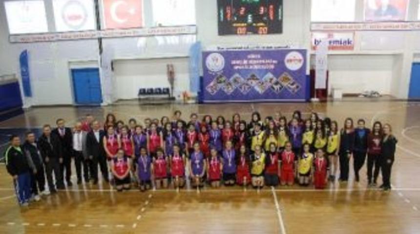 Voleybol Yıldız Kızlar Şampiyonu Belli Oldu