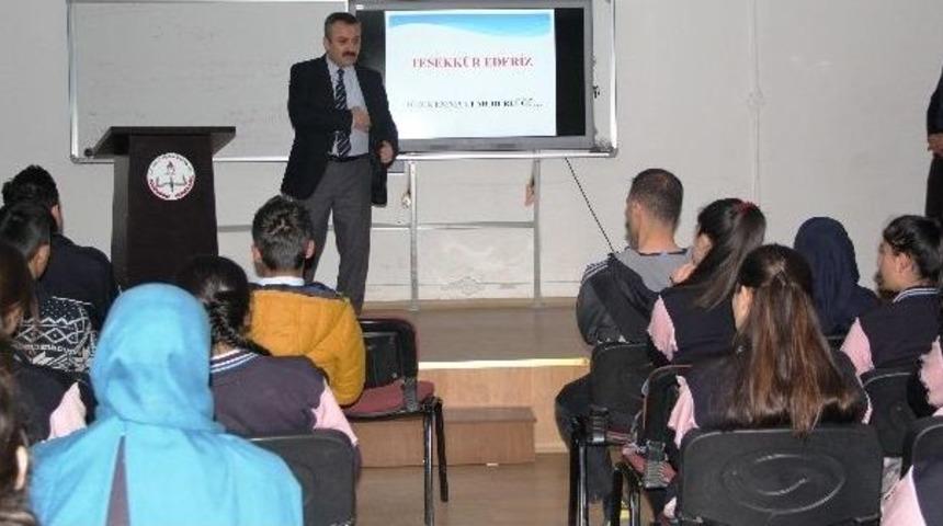 Polisten &lsquo;iletişim Yoluyla Dolandırıcılık&rsquo; Semineri