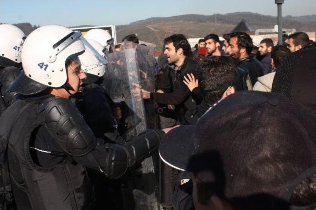 Kocaeli &Uuml;niversitesi&rsquo;nde B&uuml;t&uuml;nleme Gerginliği