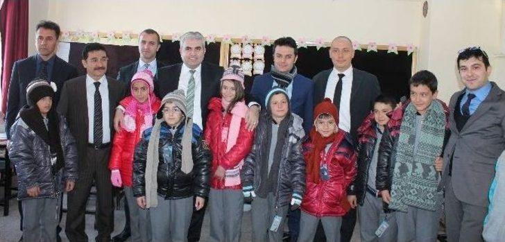 Uedaş Miniklerin Kışını Yaza Çevirdi G4