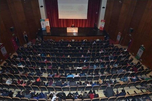 Yeşilyurt Kültür Ve Sanat Yurdu Projesi’nin İkinci Konuğu Yazar Vehbi Vakkasoğlu Oldu