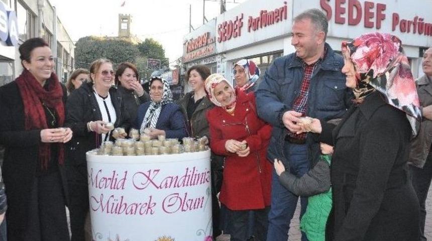 Ak Kadınlardan İrmik Tatlısı