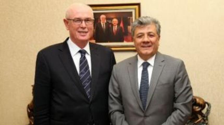 Balbay; "sosyal Demokrat Belediyeciliğin Adresi Odunpazarı"