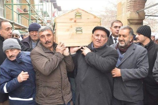 Chp Merkez İlçe Eski Başkanı Kalbine Yenik Düştü