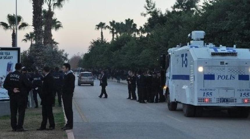 A&uuml;&rsquo;de Eylem Gerginliği