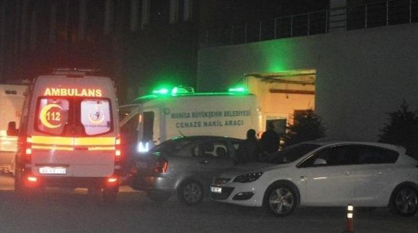 Adliyenin Merdiven Boşluğundan Atlayan Asker &Ouml;ld&uuml;