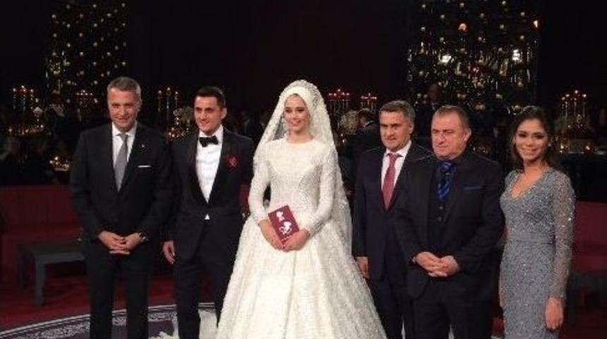 Mustafa Pektemek Evlendi