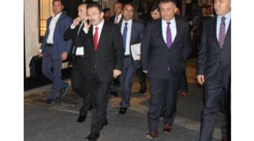 Erzurum&rsquo;a Gelen İ&ccedil;işleri Bakanı Acı Haber &Uuml;zerine Geri D&ouml;nd&uuml;