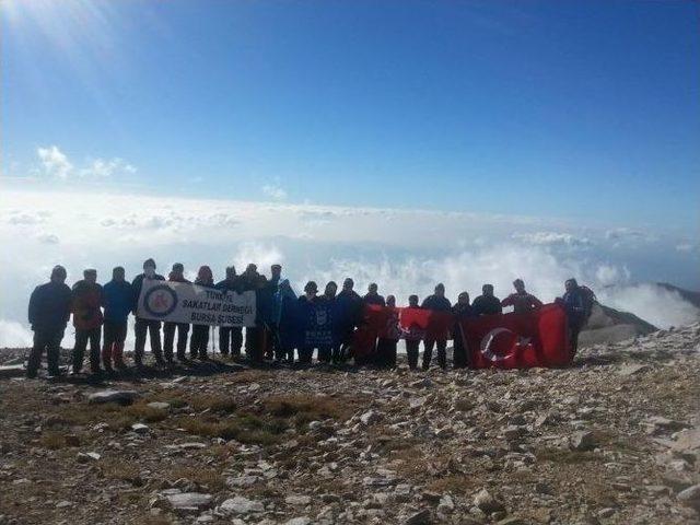 Engelleri El Ele Aştılar, Zirveye Ulaştılar