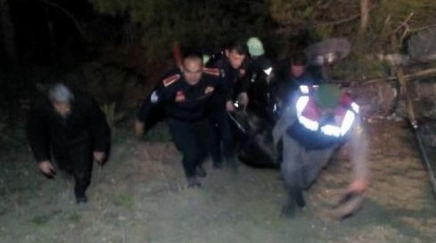 Trakt&ouml;r&uuml;n Altında Kalan S&uuml;r&uuml;c&uuml; Hayatını Kaybetti