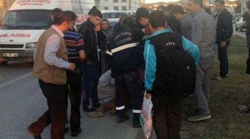 Otomobilin &Ccedil;arptığı &Ccedil;ocuk Hastanelik Oldu