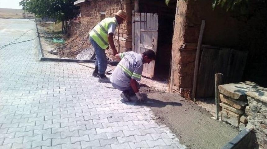 Yeni İl&ccedil;elere Hizmet Yağdı