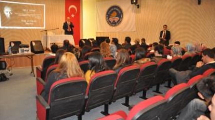 Zile&rsquo;de Yurt &Ouml;ğrencilerine Kariyer Semineri