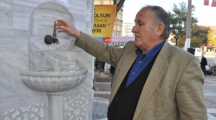 Nazilli&rsquo;de Osmanlı &Ccedil;eşmesinden Şerbet Aktı