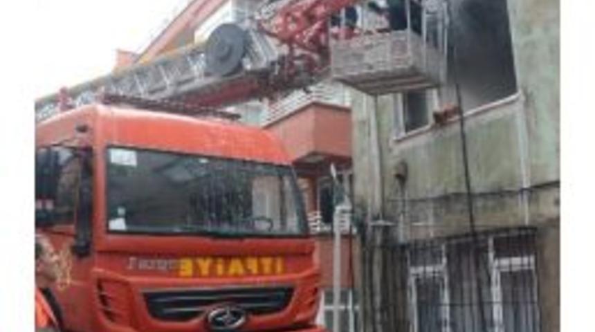 Zonguldak&rsquo;ta Ev Yangını Korkuttu