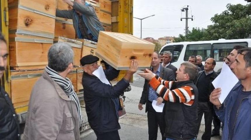 Kızılpınar&rsquo;da Arıcılığa Destek