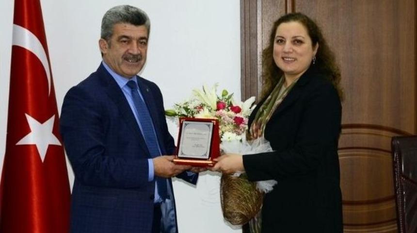 Rekt&ouml;r &Ccedil;akar&rsquo;dan Başkan Yiğit&rsquo;e Ziyaret