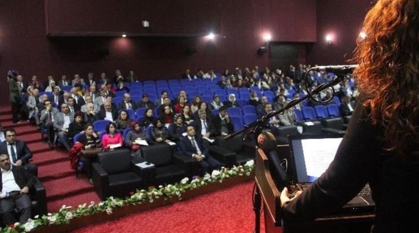 Halk Sağlığından &Ouml;ğretmenlere Diş Sağlığı Eğitimi