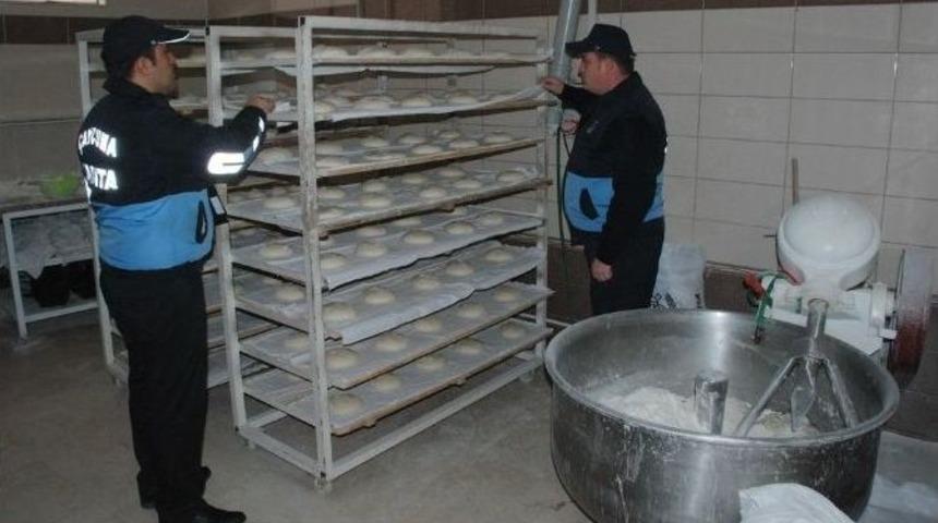 &Ccedil;aycuma&rsquo;da Fırınlar Ve Pastaneler Denetlendi