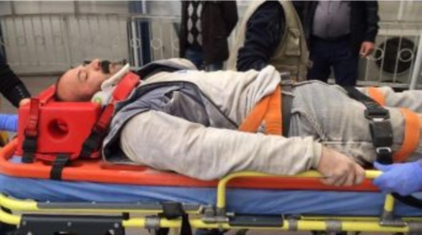 Alışveriş Merkezi İnşaatından D&uuml;şen İş&ccedil;i Yaralandı