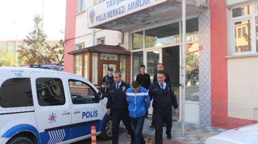 Sahte Jandarmayı Polis Yakaladı