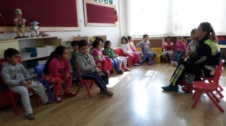 &Ouml;ğrencilere Trafik Eğitimi