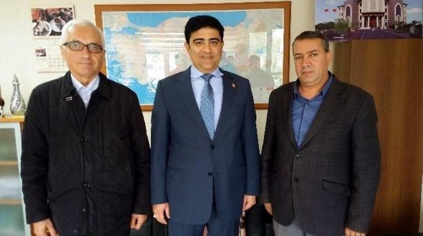 Cemiyet&rsquo;ten Akg&uuml;l Ve Gen&ccedil;oğlu&rsquo;na &rsquo;hayırlı Olsun&rsquo; Ziyareti