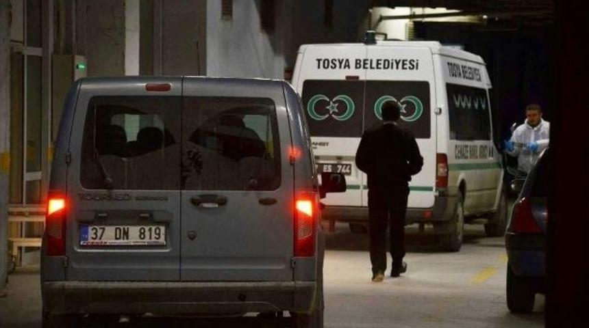 Kız Kardeşini Bı&ccedil;aklayarak &Ouml;ld&uuml;rd&uuml;