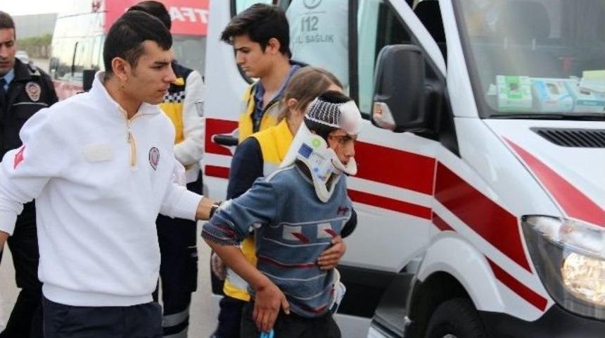 Kahramanmaraş&rsquo;ta Trafik Kazası: 2&rsquo;si &Ccedil;ocuk 5 Yaralı