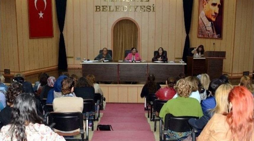 Akdeniz Belediyesi Kadın Meclisi Toplandı