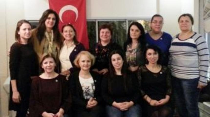 T&uuml;rk &Uuml;niversiteli Kadınlar Derneği&rsquo;nden Yalova&rsquo;ya Şube