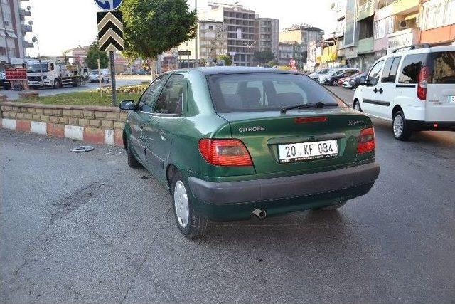 Nazilli’de Motosiklet İle Otomobil Çarpıştı