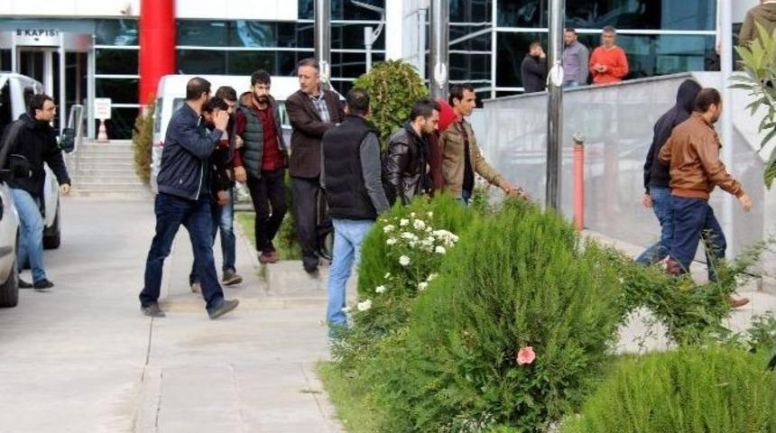 Pkk/kck Zanlıları Adliyeye Sevk Edildi
