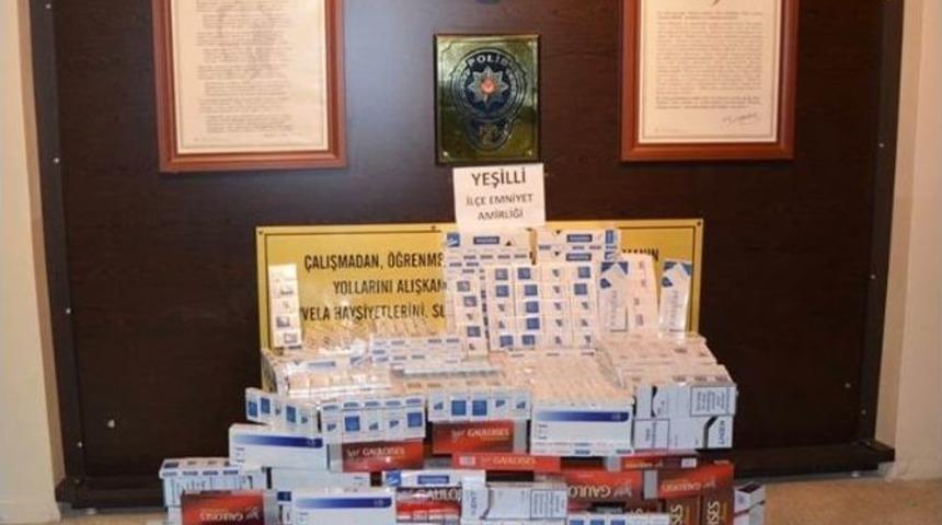 Acil İlaç Aracından Kaçak Sigara Çıktı