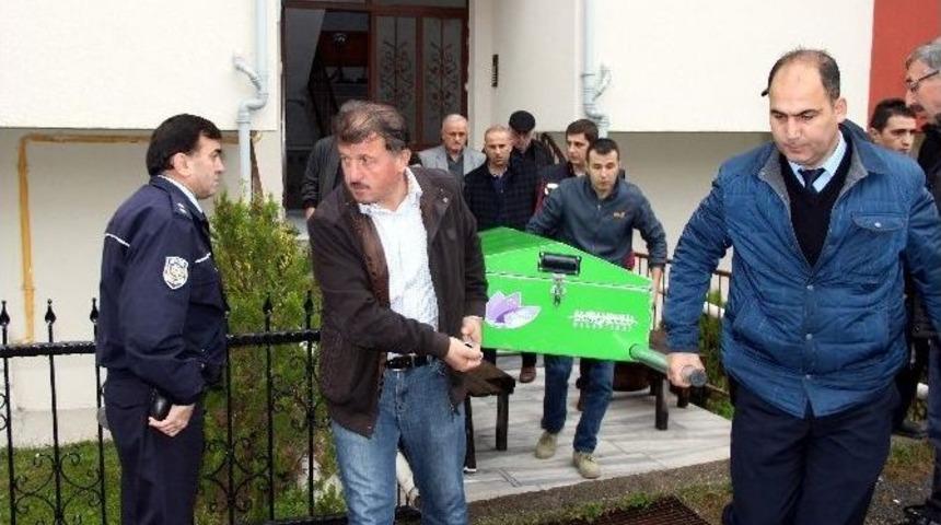 Bunalıma Giren Yaşlı Kadın İntihar Etti