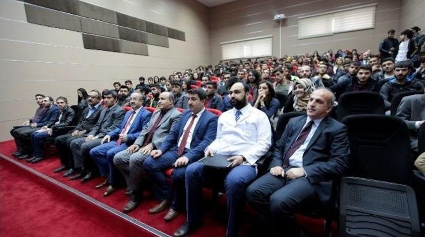 Dü’de ‘yerel Medyanın Önemi’ Tartışıldı