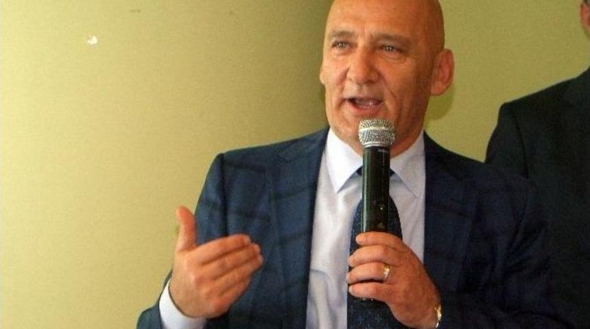 Chp&rsquo;li Vekil G&uuml;rer&rsquo;den Duygusal Veda