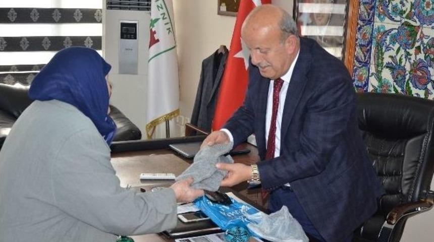 M&uuml;nise Nineden Başkan Sargın&rsquo;a Manidar Hediye