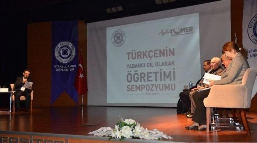 T&uuml;rk&ccedil;e D&uuml;nya Dili Olacak