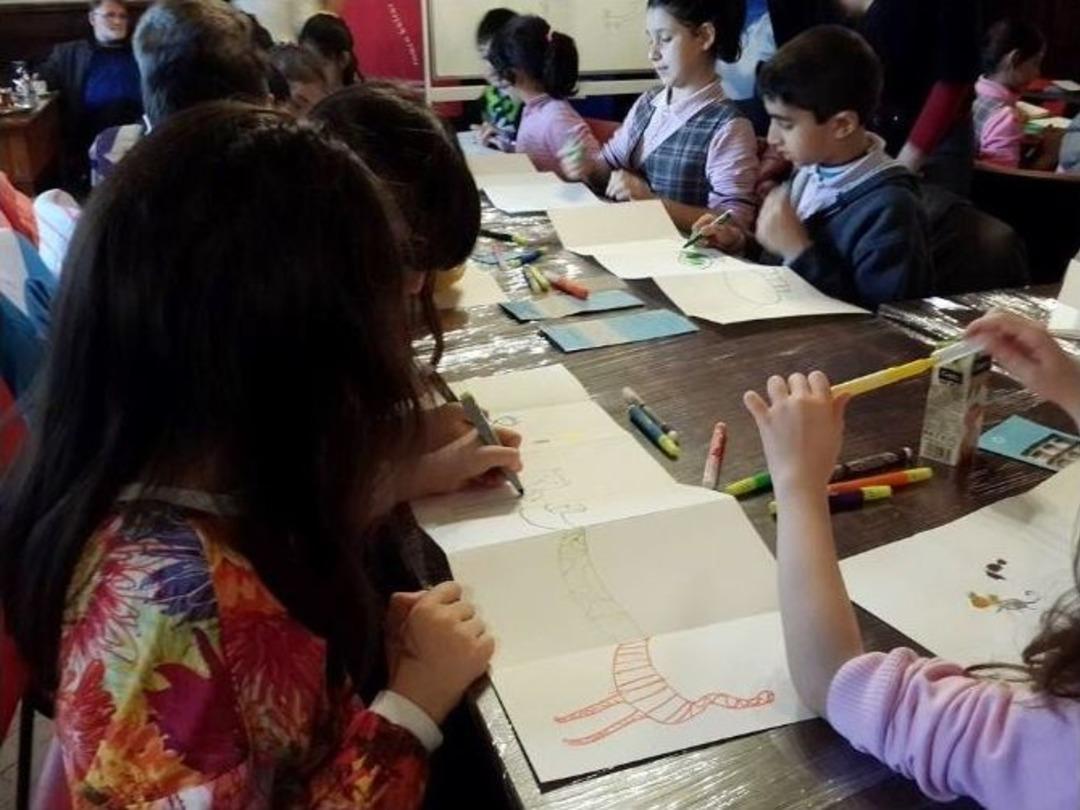 Beyoğlulu &nbsp;&ouml;ğrencilerin Yaptığı Resimler Romanya&rsquo;da Sergilenecek