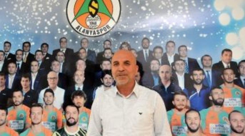 &Ccedil;avuşoğlu: "ligdeki 2 Ma&ccedil; &Ccedil;ok &Ouml;nemli"