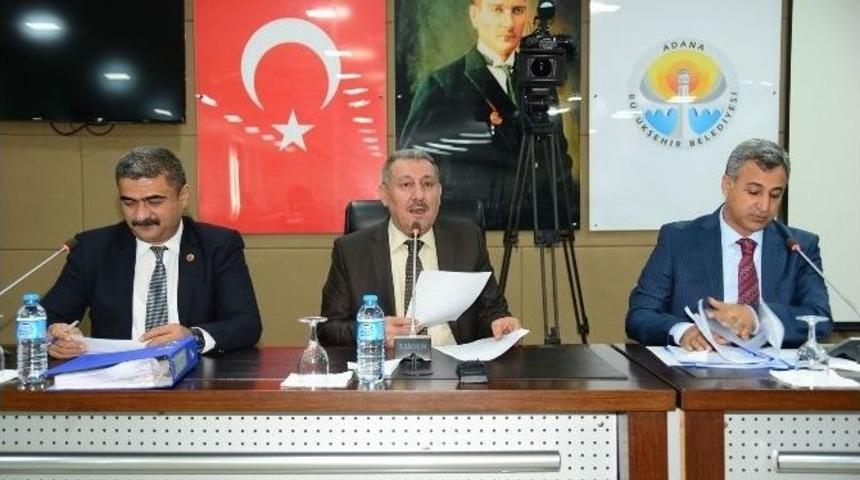 Askeri Dağlı Başkan Koltuğuna Oturdu