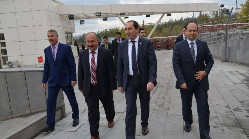 Rekt&ouml;r Alkan&rsquo;dan Osmancık&rsquo;a Ziyaret